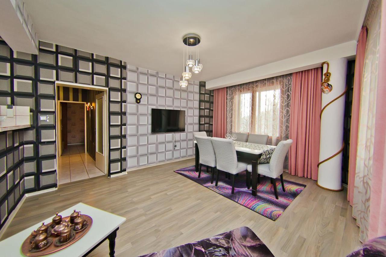 Perla 2-Bdrm In The Heart Of The City Varna Exterior foto